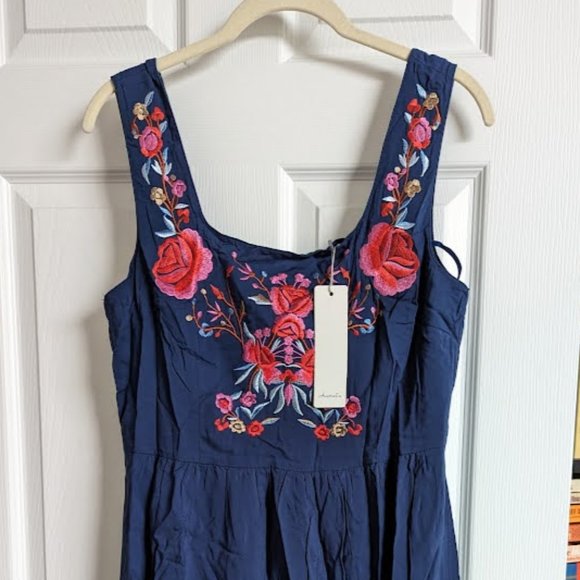 AU14 - NWT Colour looks much more like my picture than the stock photo Check my - Picture 1 of 3